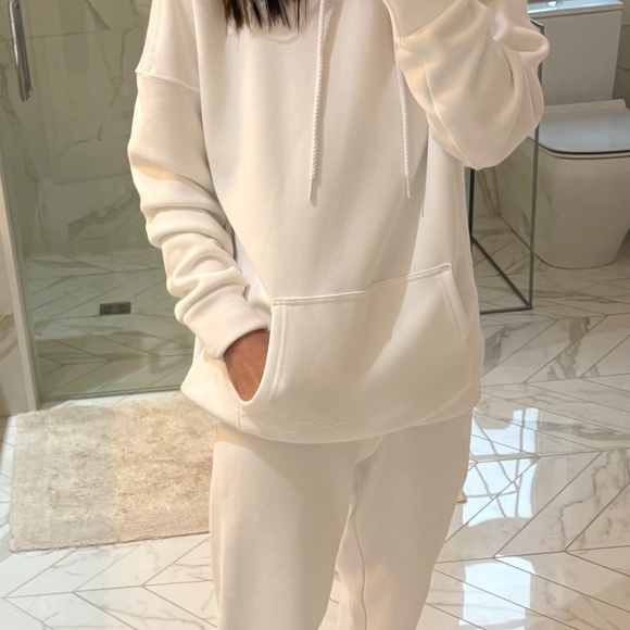 Lazyypants Niki Ultra Soft Velour Fleece Sweatsuit - Picture 4 of 9